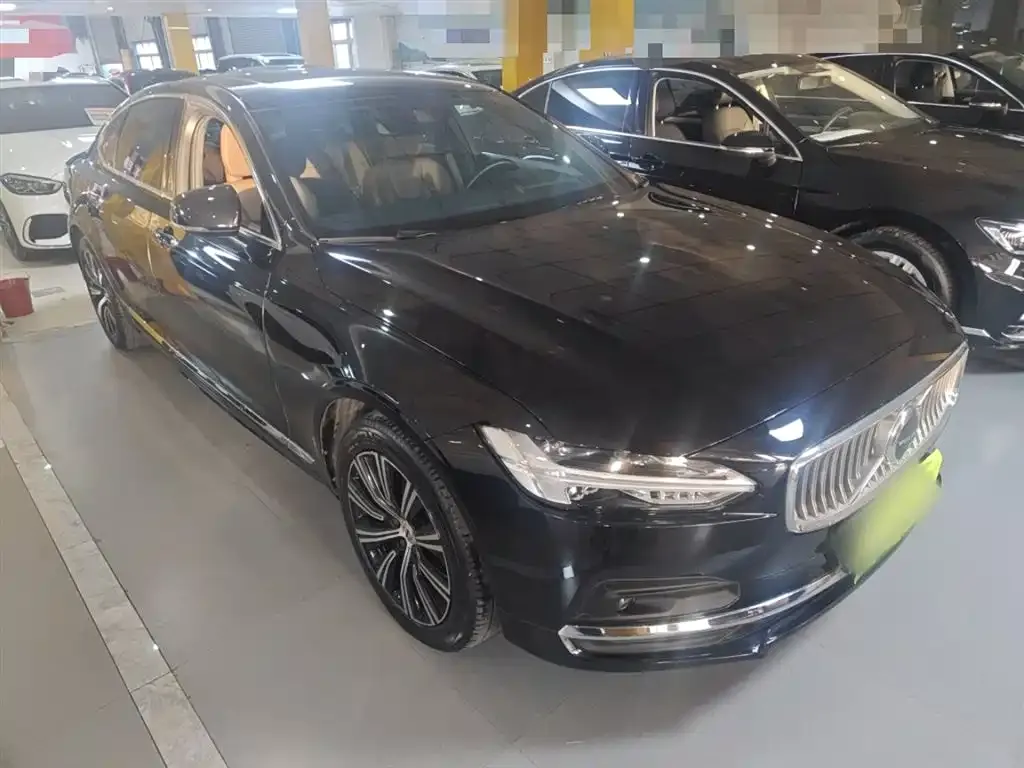 Volvo S90 — фото 10