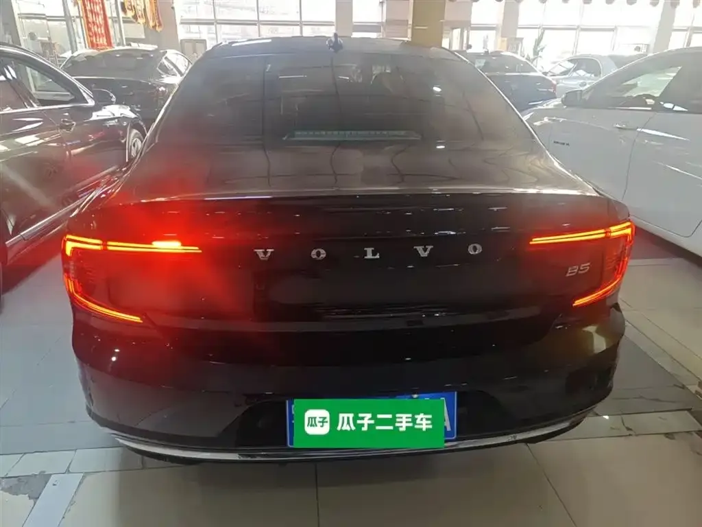 Volvo S90 — фото 4