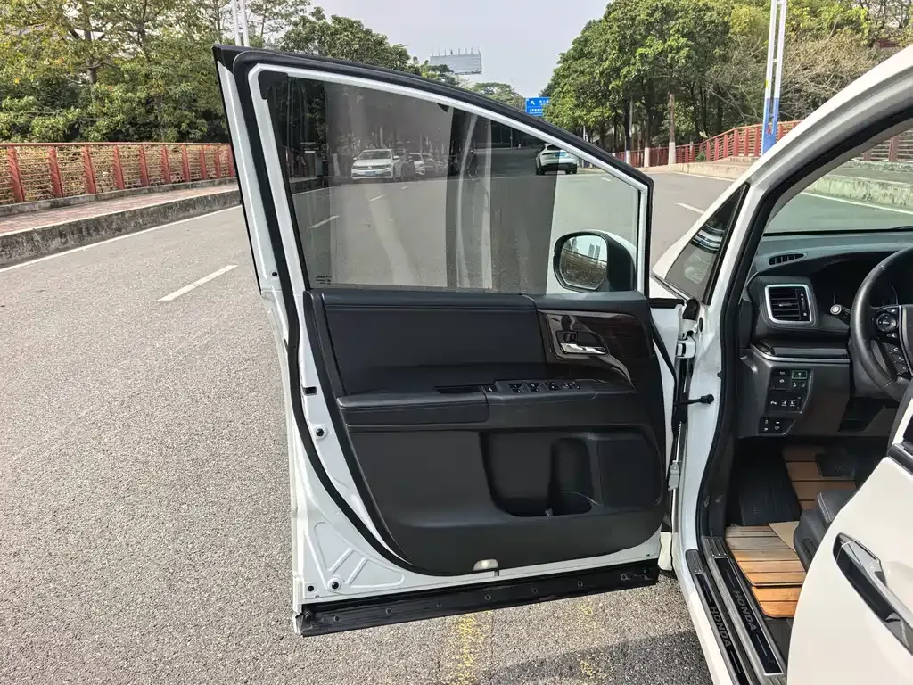 Honda Odyssey 2021 из CN, фото 9