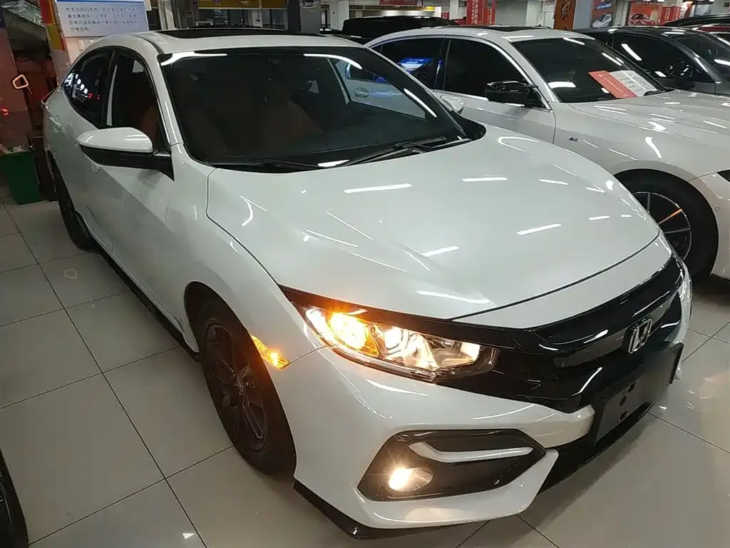 Honda Civic — фото 9