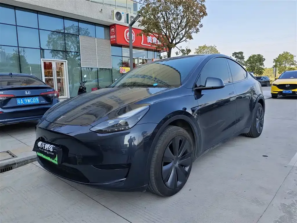 Tesla Model Y 2024 из CN, фото 1