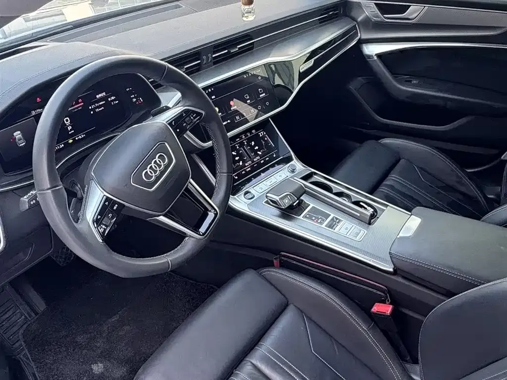 Audi A7 2025 из CN, фото 2