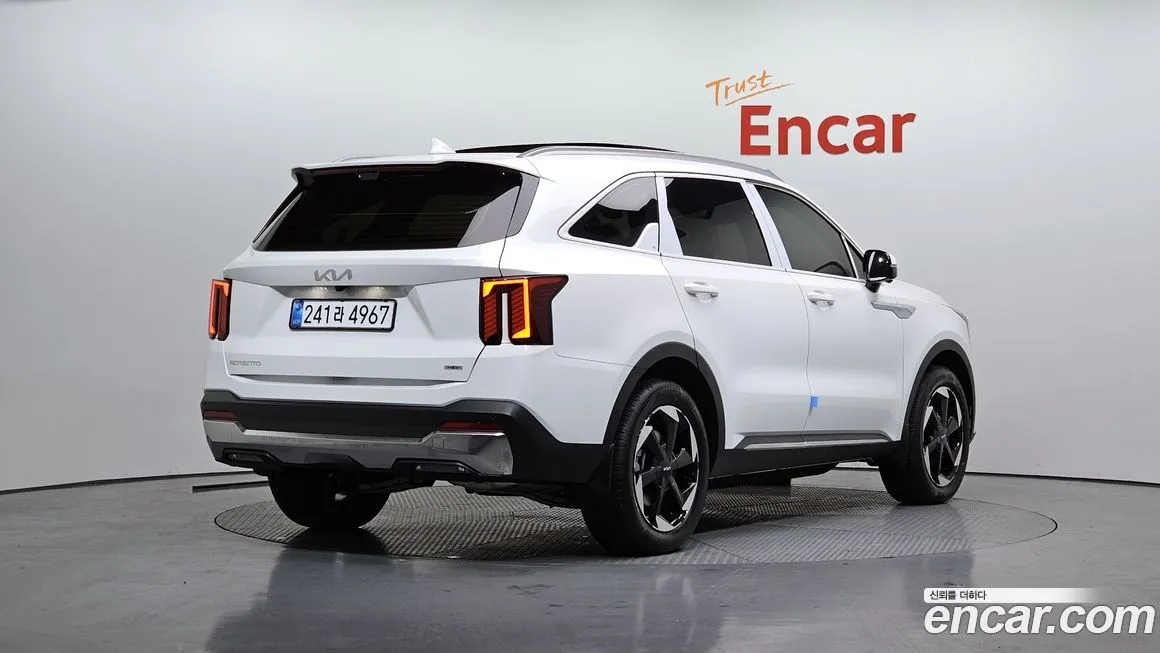 Kia Sorento — фото 3