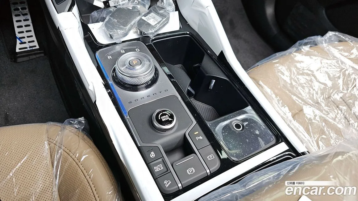 Kia Sorento — фото 10