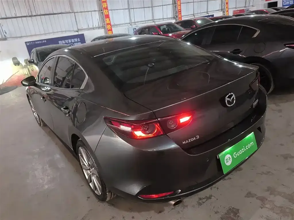 Mazda 3 Axela 2021 из CN, фото 3