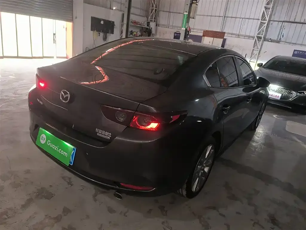 Mazda 3 Axela 2021 из CN, фото 2