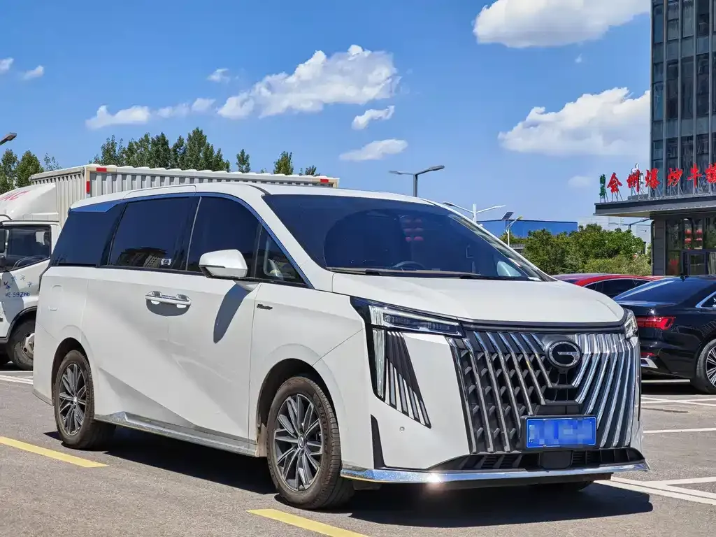GAC Motor Trumpchi M8 — фото 3