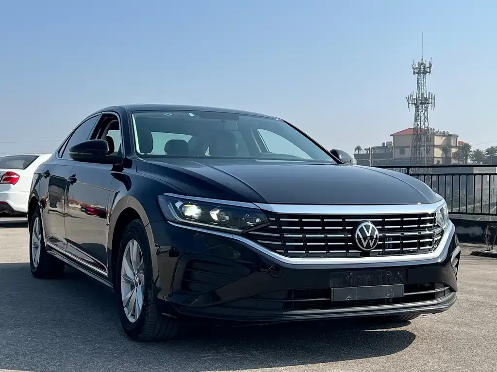 Volkswagen Passat 2023 из CN, фото 9