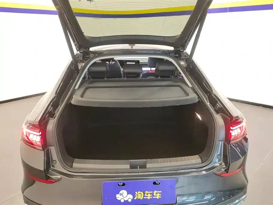 Volkswagen Lamando 2023 из CN, фото 8