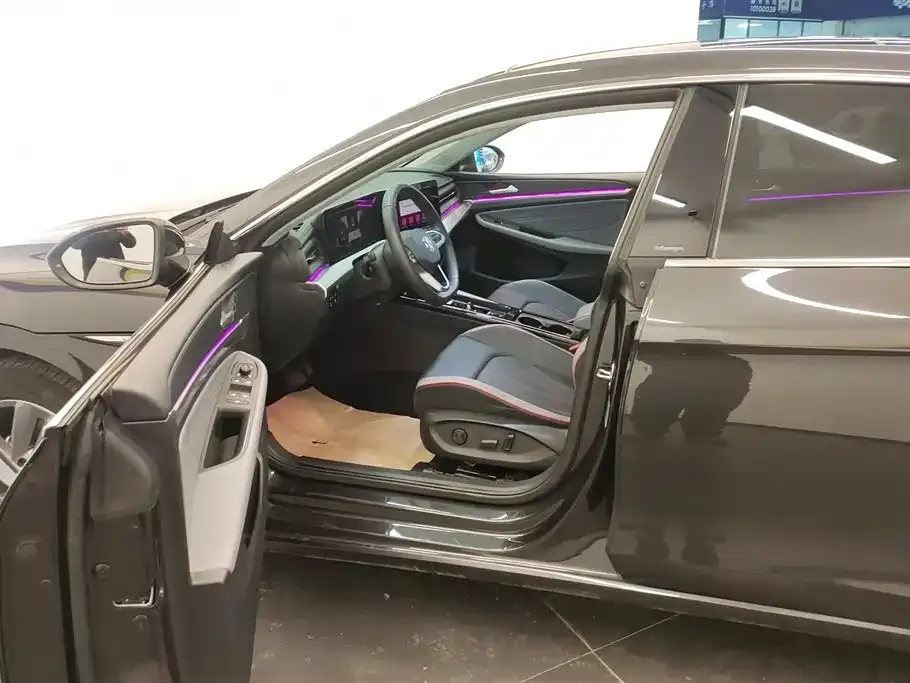 Volkswagen Lamando 2023 из CN, фото 6
