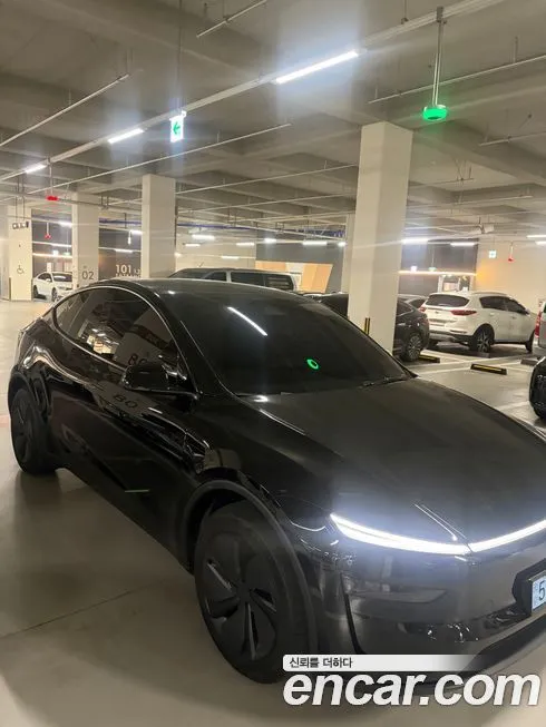 Tesla Model Y — фото 4