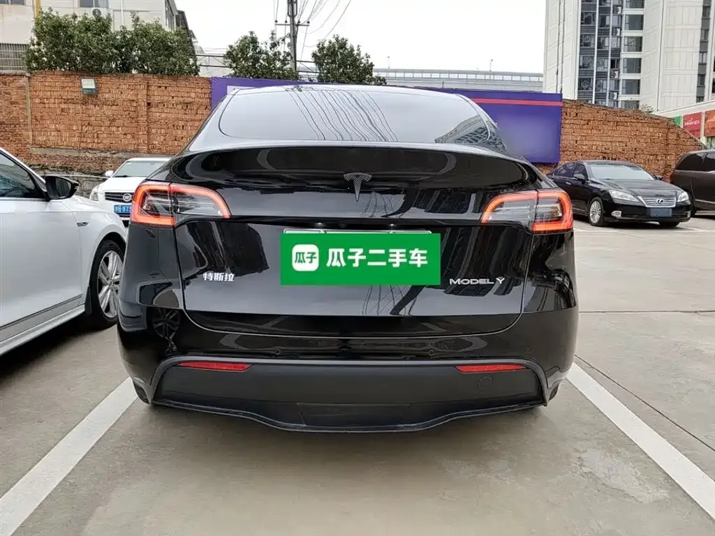 Tesla Model Y 2023 из CN, фото 5
