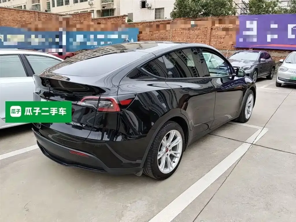 Tesla Model Y 2023 из CN, фото 3