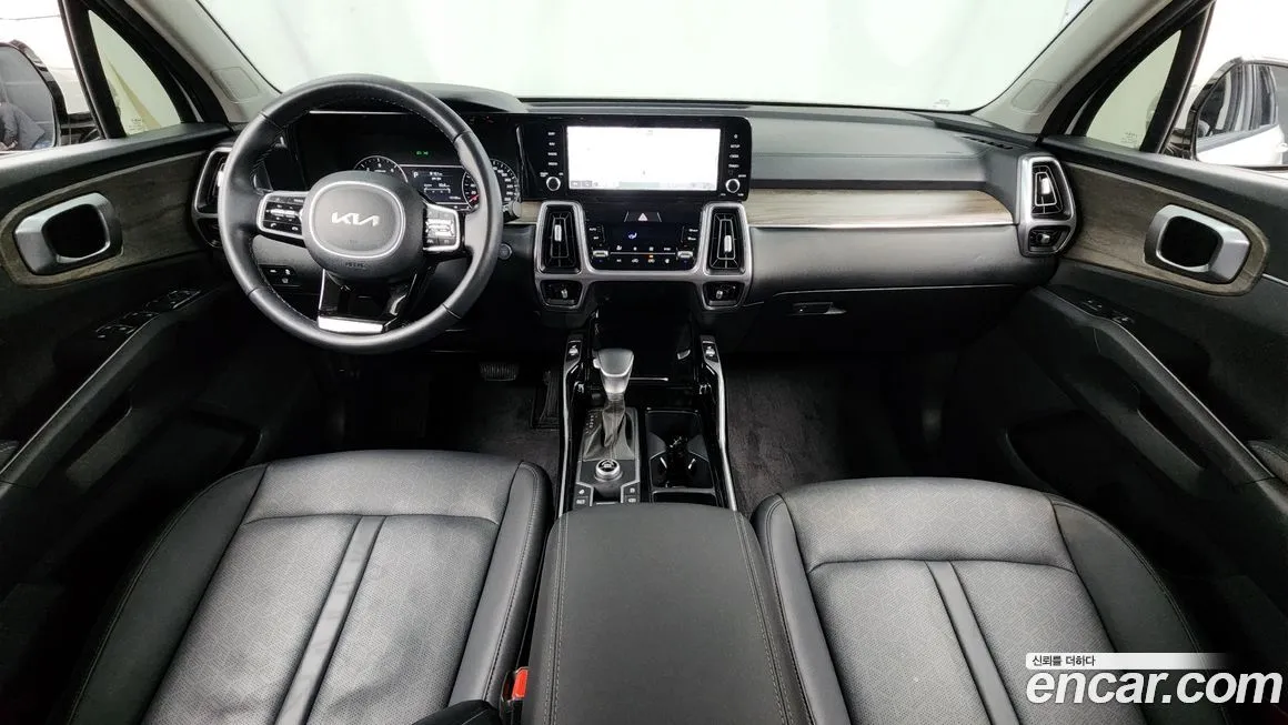 Kia Sorento — фото 4