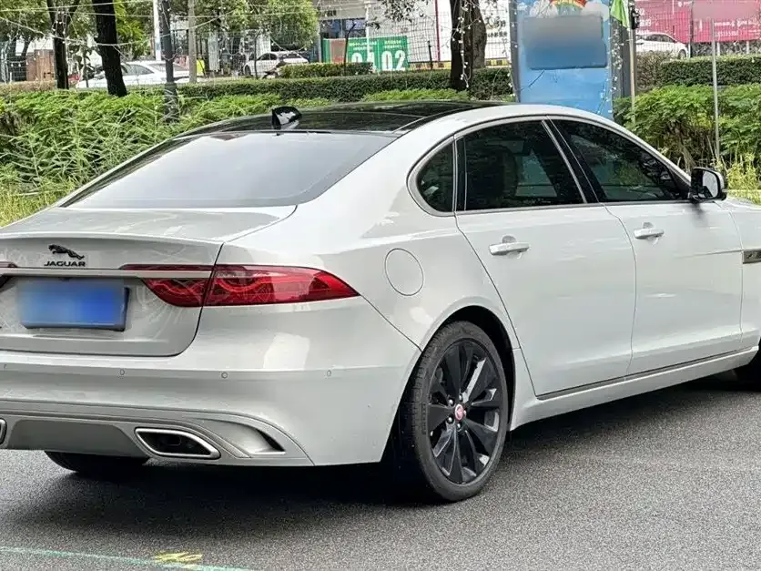 Jaguar XFL 2023 из CN, фото 4