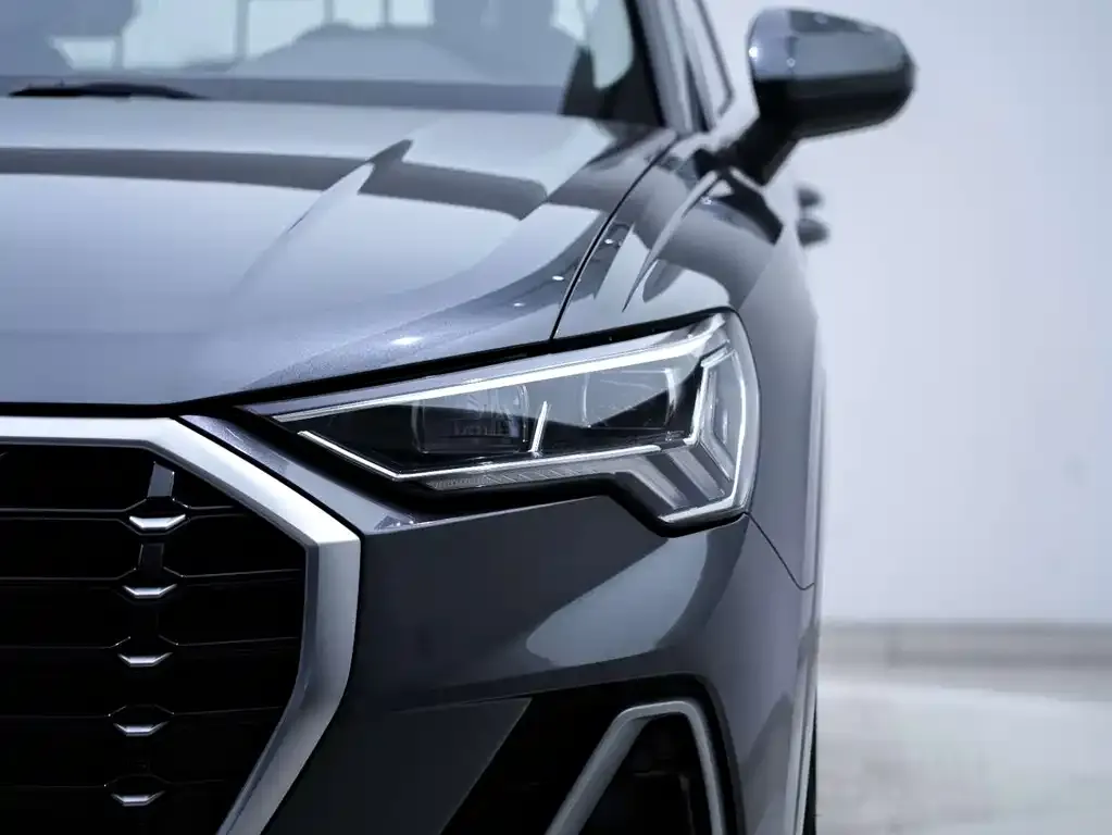 Audi Q3 2021 из CN, фото 10