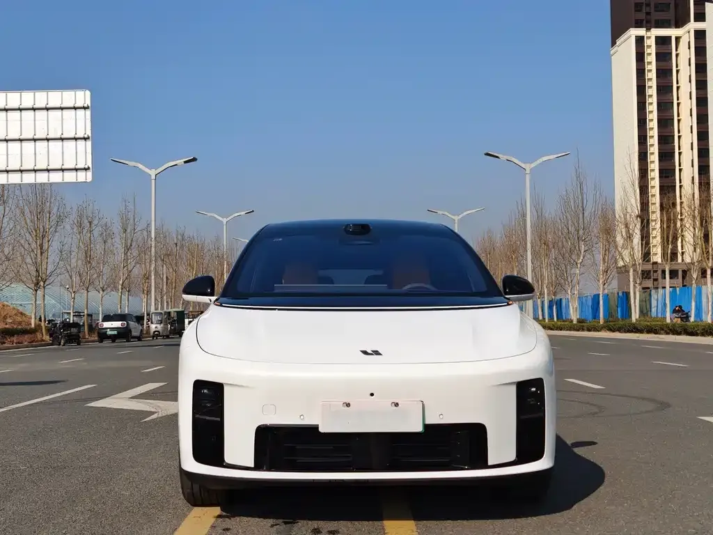 Li Auto i8 2025 из CN, фото 6