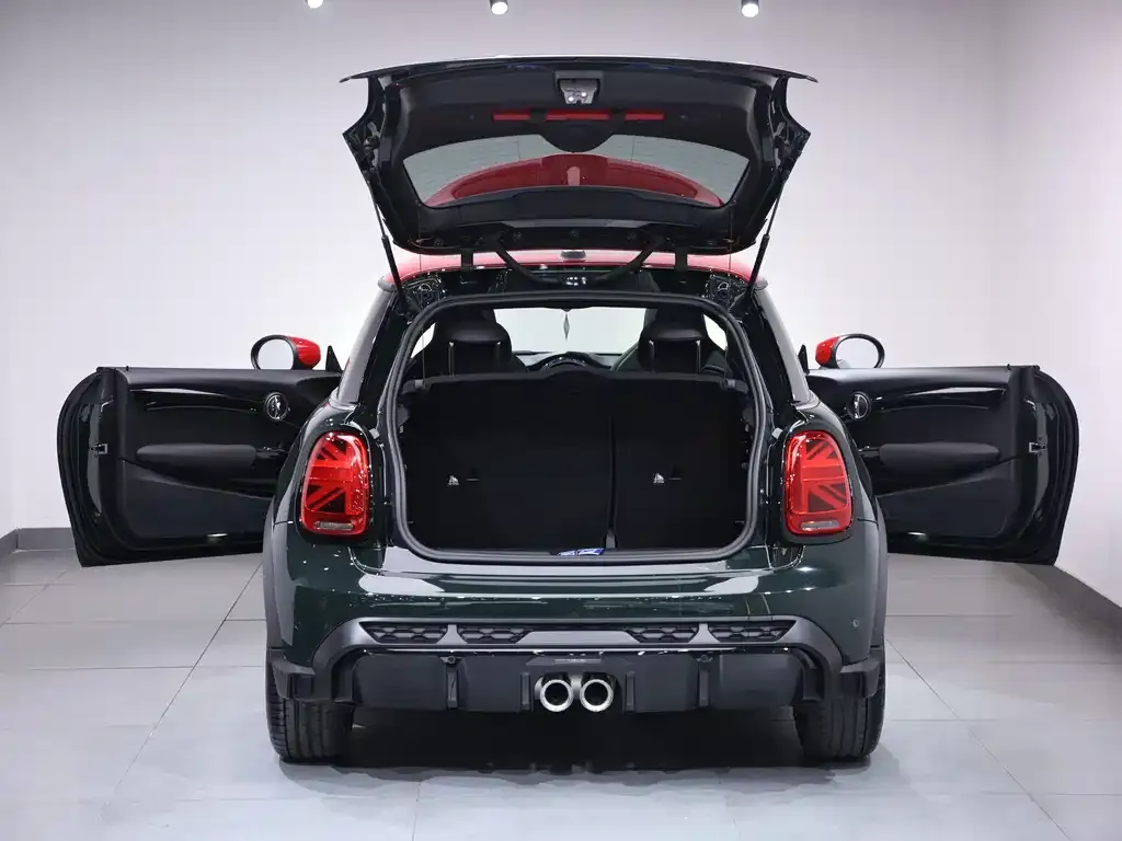 MINI JCW (John Cooper Works) 2022 из CN, фото 2