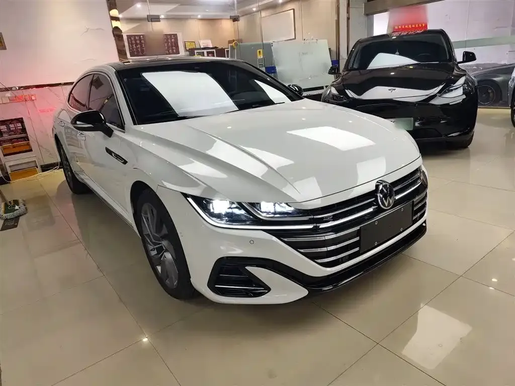 Volkswagen CC 2023 из CN, фото 4