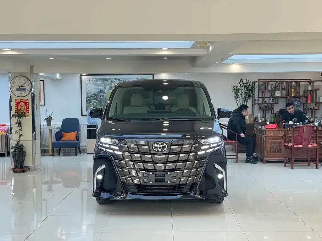 Toyota Alphard 2024 из CN, фото 5