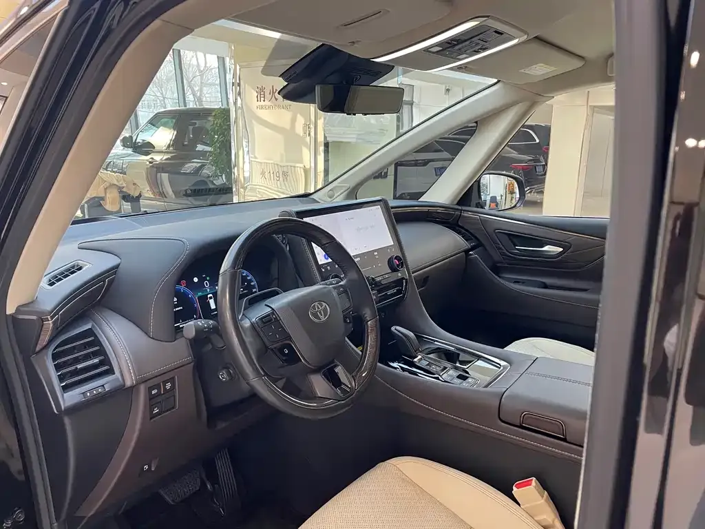 Toyota Alphard 2024 из CN, фото 3