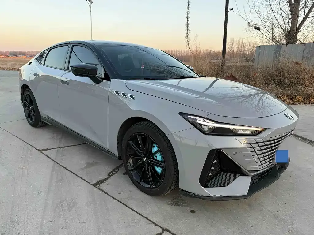 Changan UNI-V 2024 из CN, фото 2
