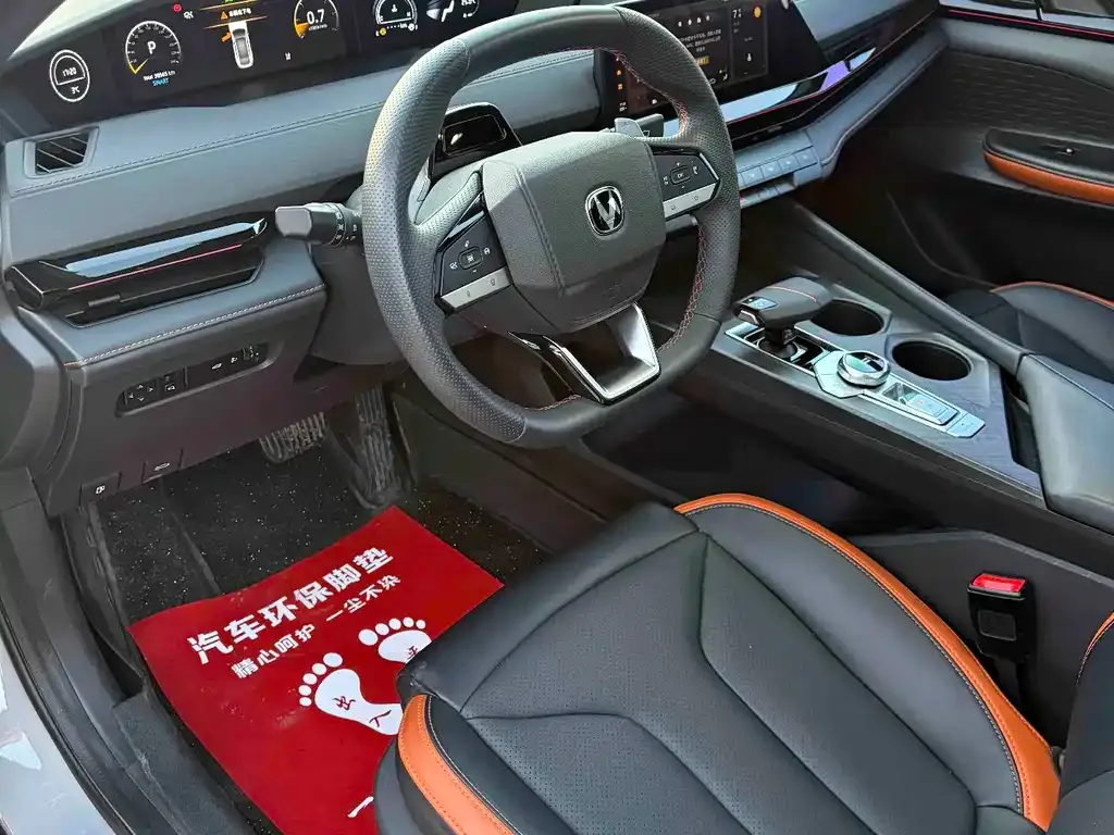 Changan UNI-V 2024 из CN, фото 6