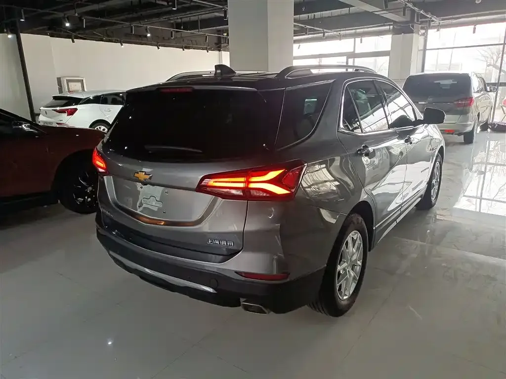 Chevrolet Equinox 2021 из CN, фото 8
