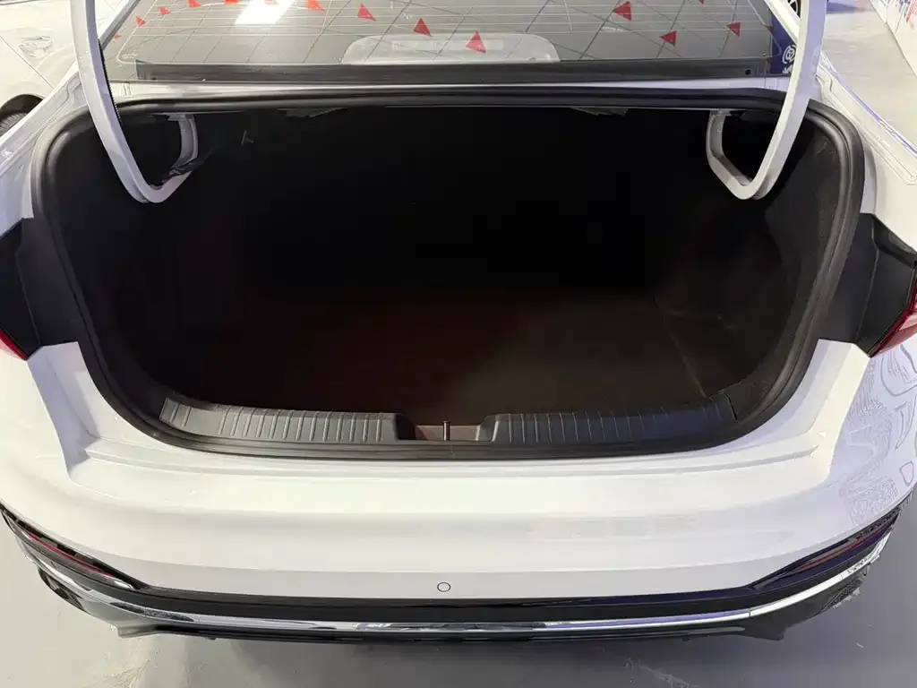 Jetta VA7 2025 из CN, фото 2