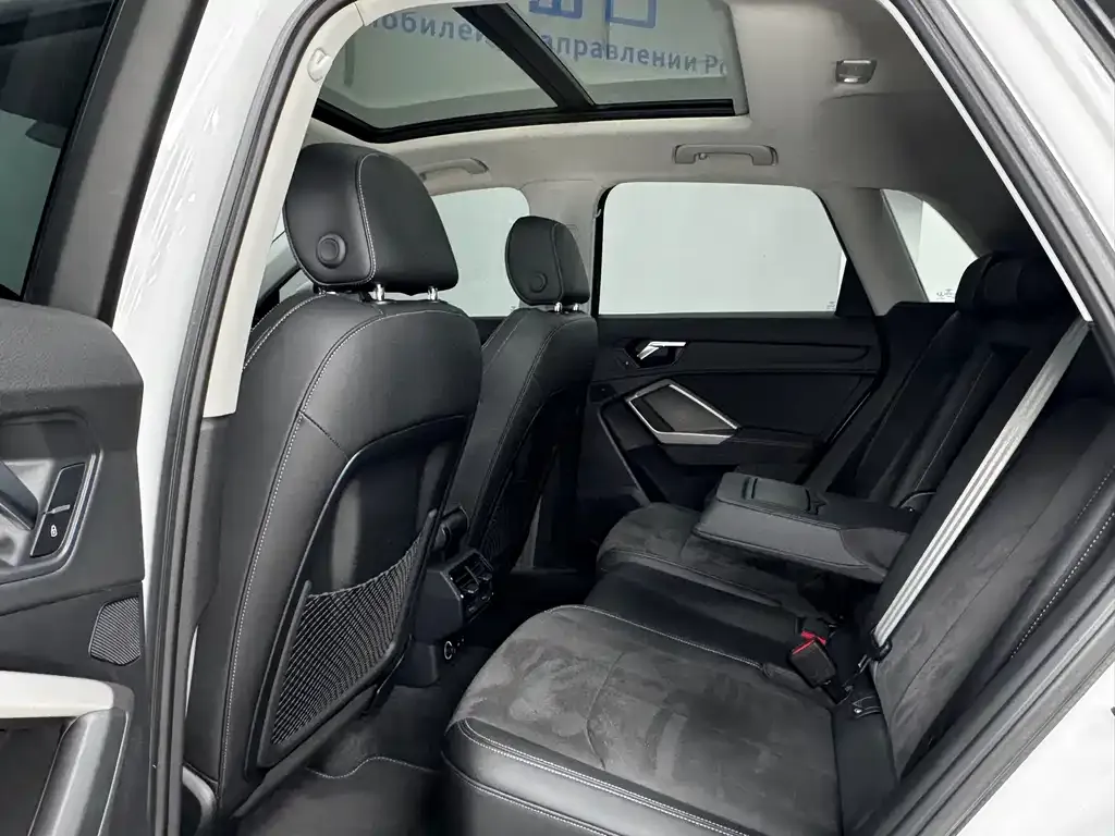Audi Q3 2022 из CN, фото 8