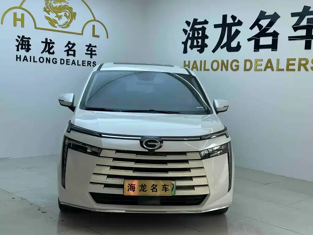GAC Motor E8 Hybrid — фото 7