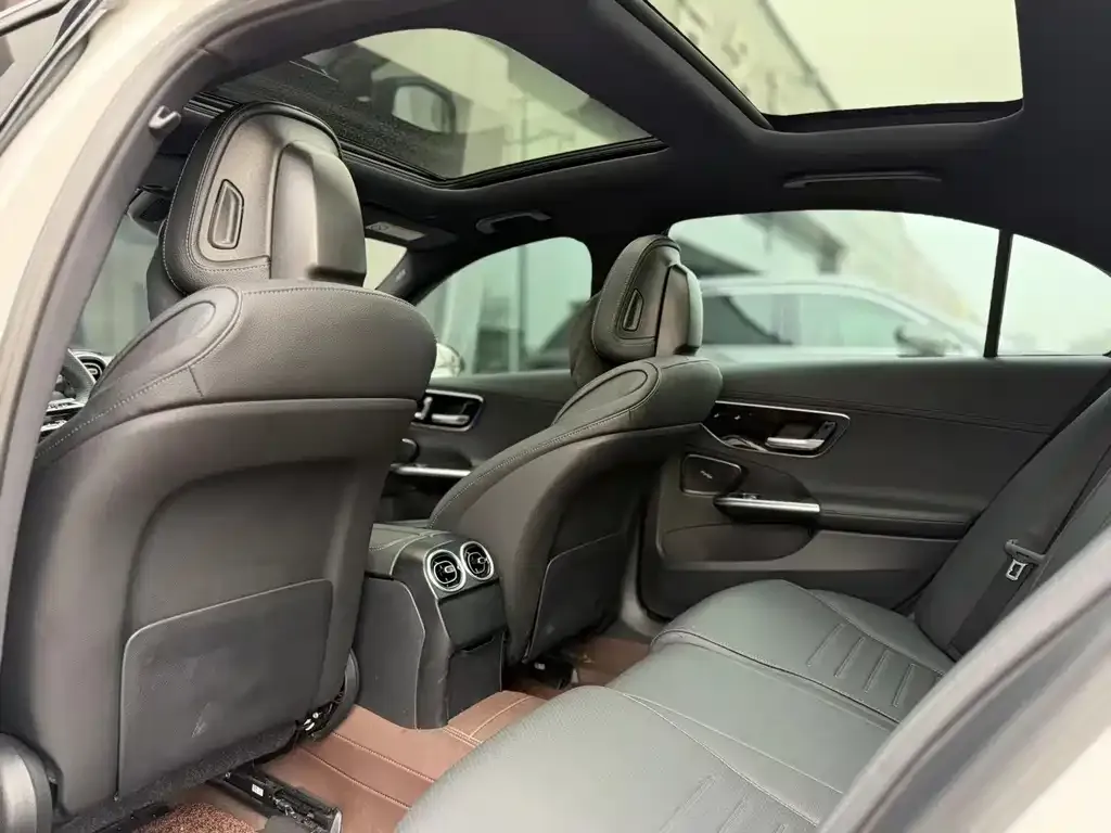 Mercedes-Benz C-Class 2023 из CN, фото 5