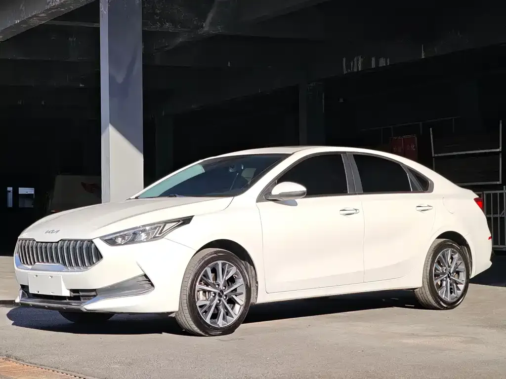 Kia K3 2023 из CN, фото 5