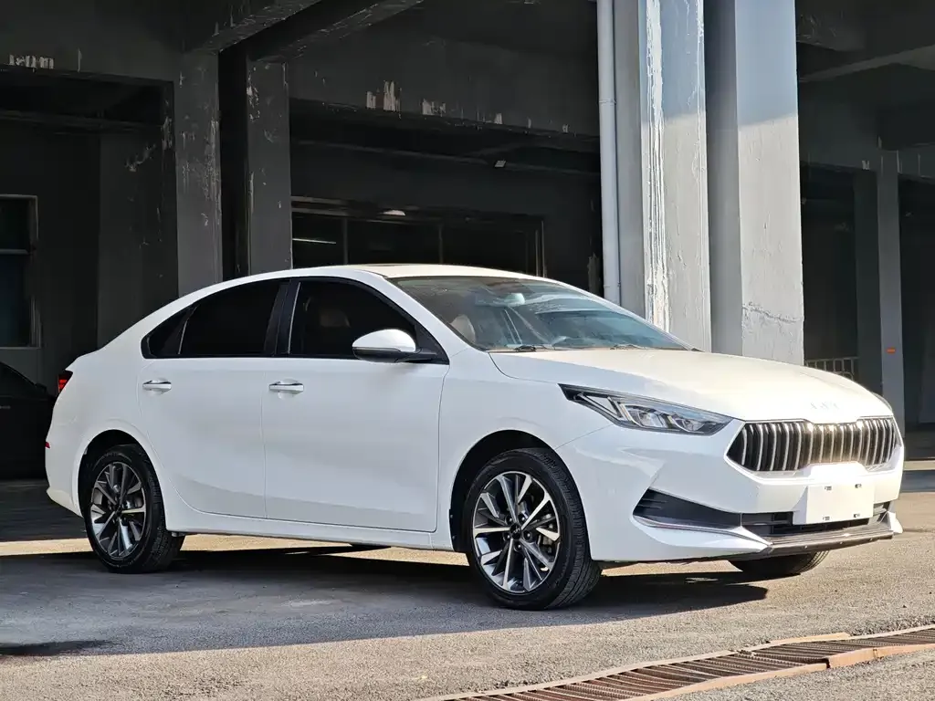 Kia K3 2023 из CN, фото 10