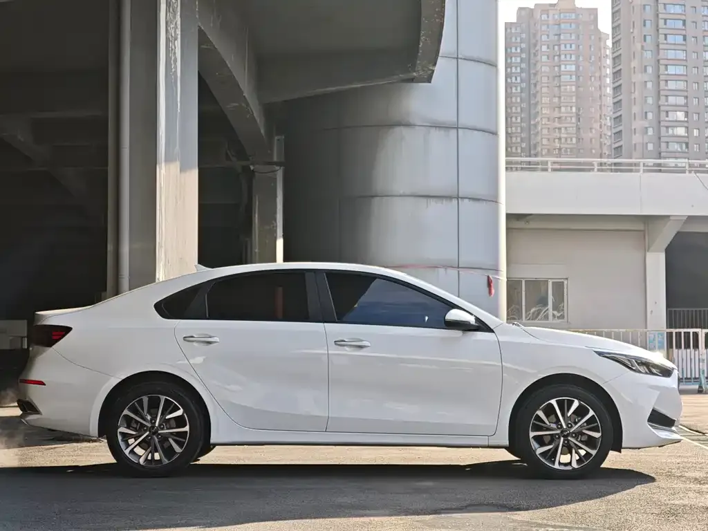 Kia K3 2023 из CN, фото 9