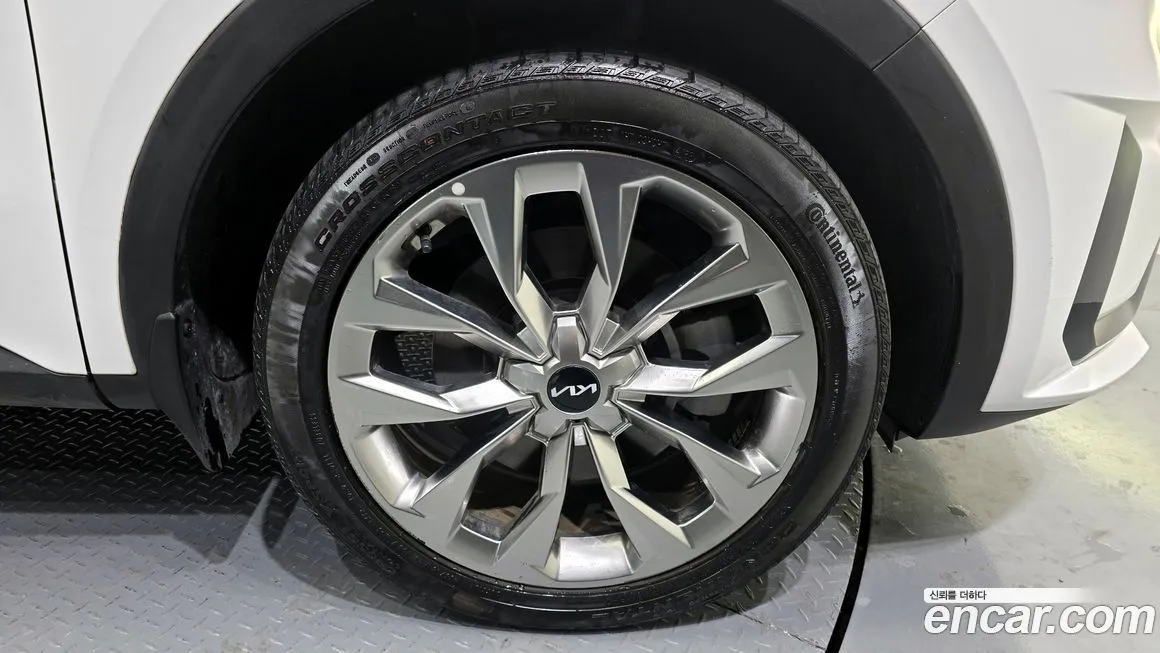 Kia Sorento — фото 7