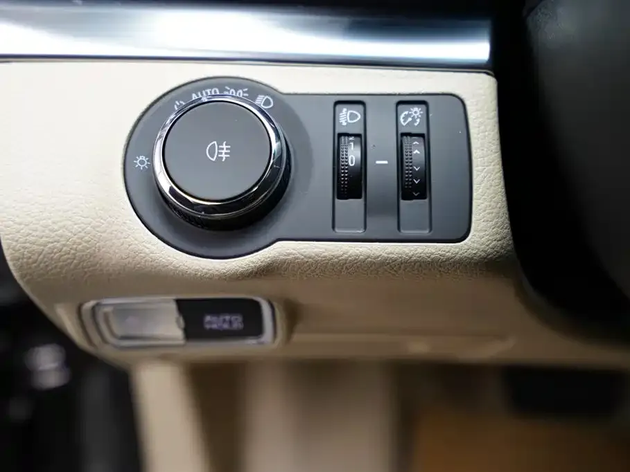 Buick GL8 2026 из CN, фото 6
