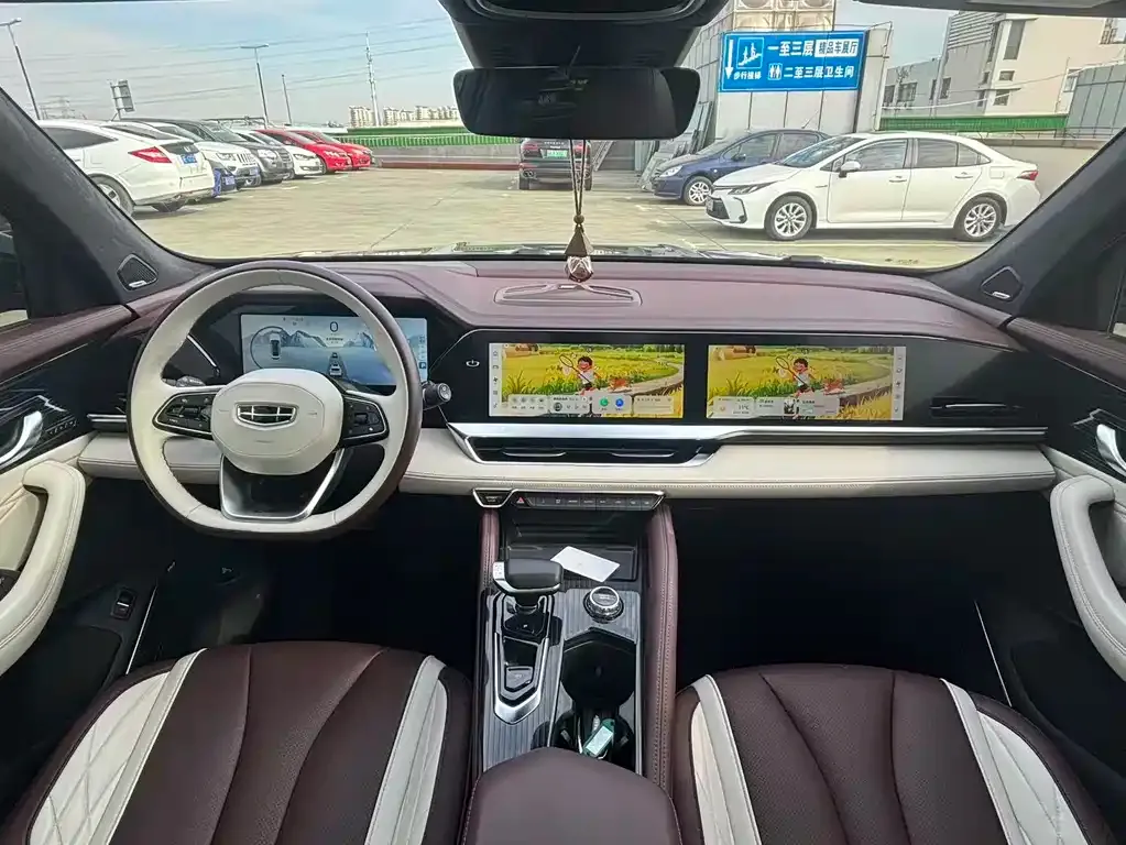 Geely Xingyue L 2022 из CN, фото 2