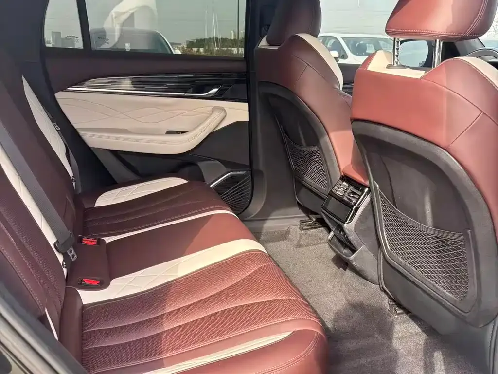 Geely Xingyue L 2022 из CN, фото 8