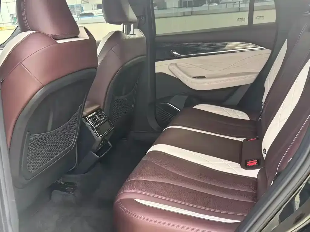 Geely Xingyue L 2022 из CN, фото 5