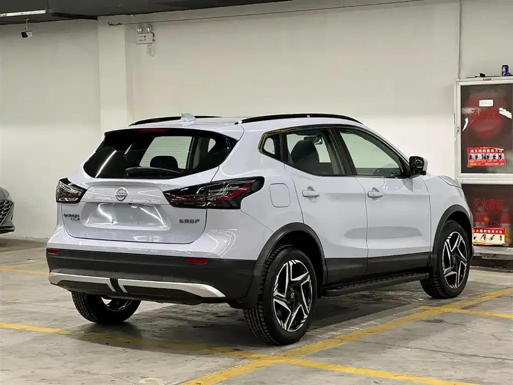 Nissan Qashqai — фото 3