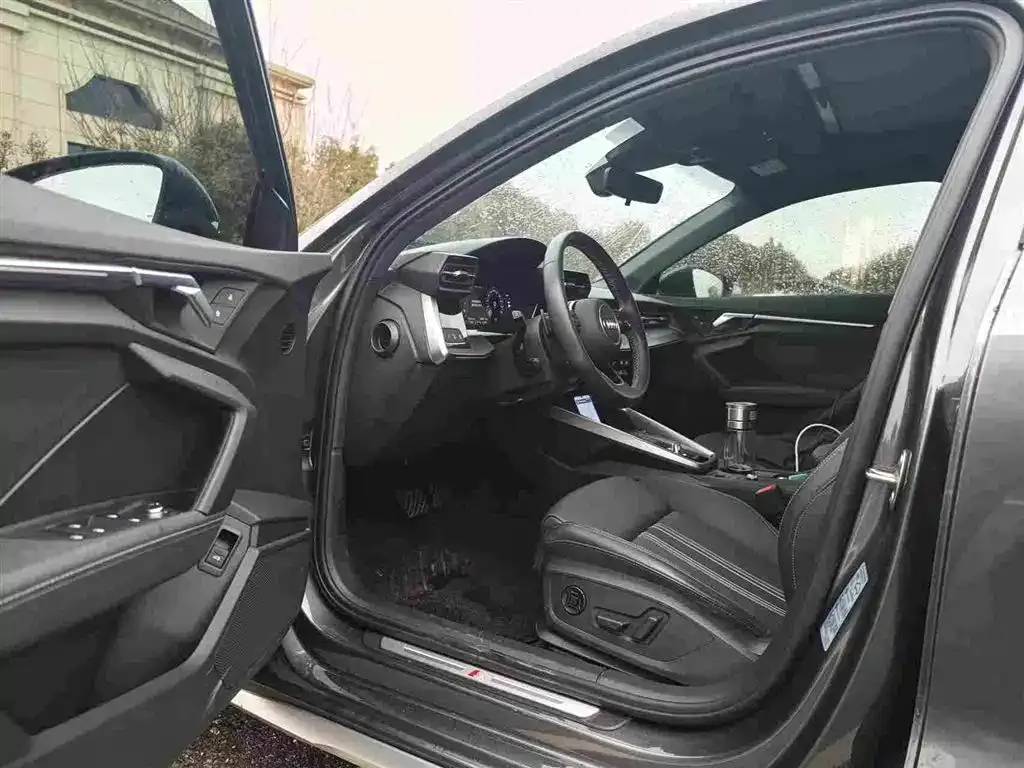 Audi A3 2024 из CN, фото 7