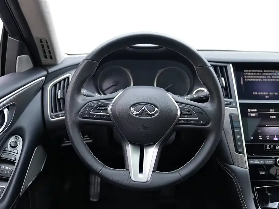 Infiniti Q50L 2022 из CN, фото 2