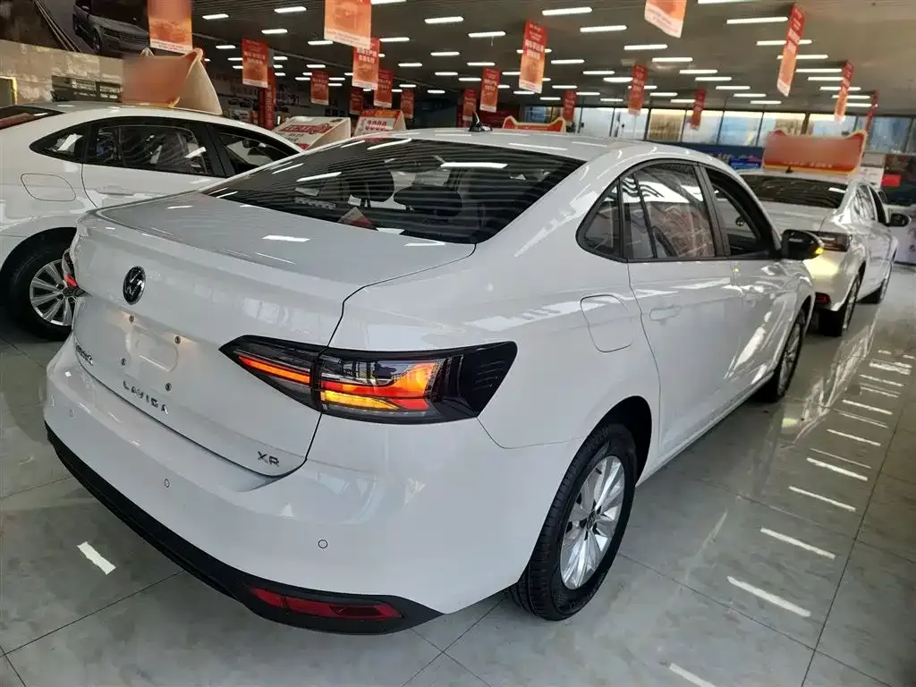 Volkswagen Lavida 2024 из CN, фото 8