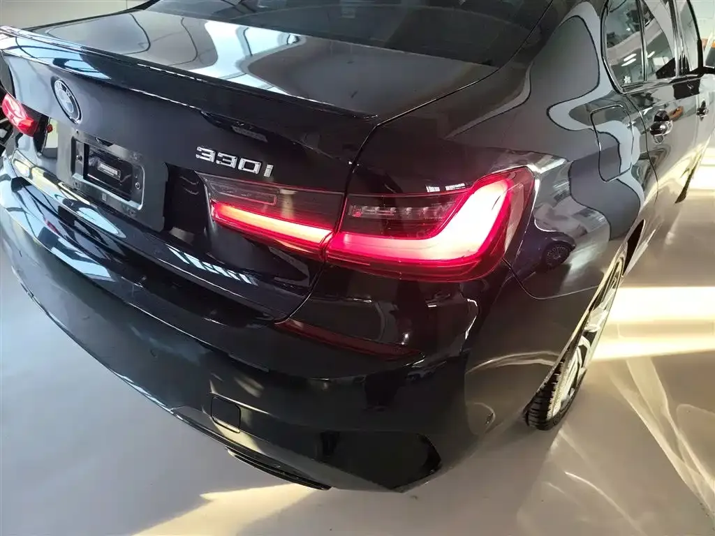 BMW 3 Series 2022 из CN, фото 3