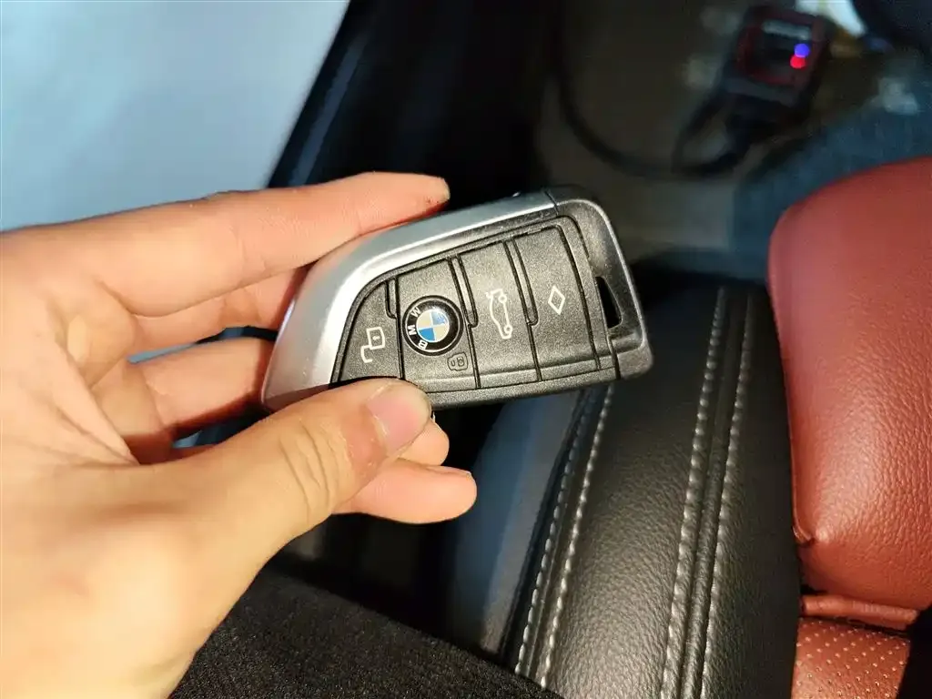 BMW 3 Series 2022 из CN, фото 7