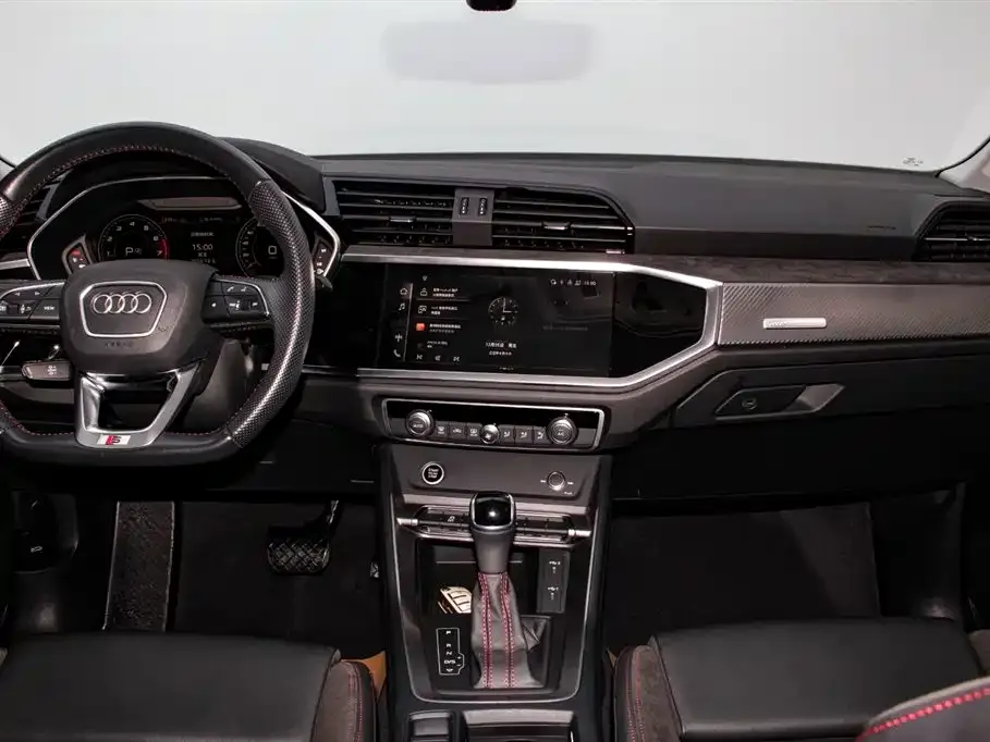 Audi Q3 Sportback — фото 9