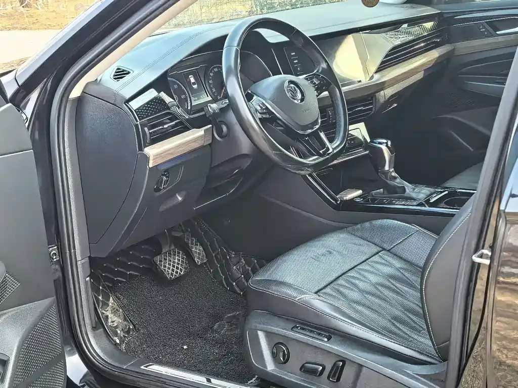 Volkswagen Passat New Energy 2021 из CN, фото 8