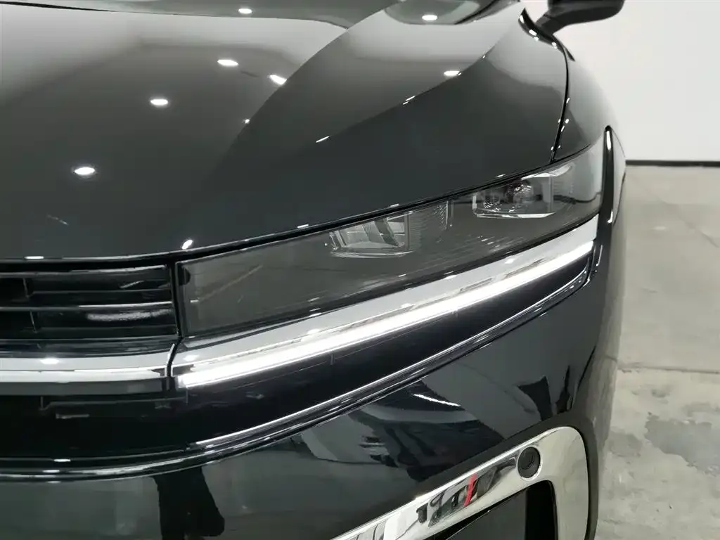 Volkswagen Magotan 2025 из CN, фото 5