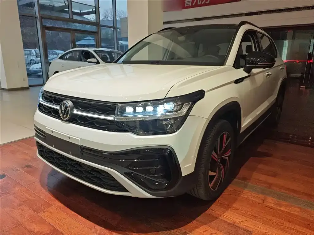 Volkswagen Tharu 2024 из CN, фото 10